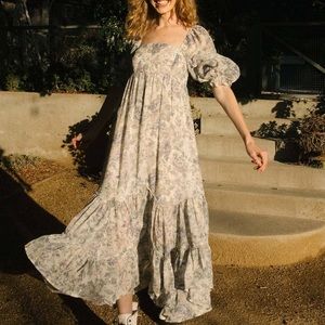 Beautiful floral maxi dress square neck